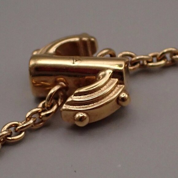 LOUIS VUITTON Logo LV & Me Chain Bracelet " S " Gold-Plated Italy M67176 65RL395 - Picture 10 of 16